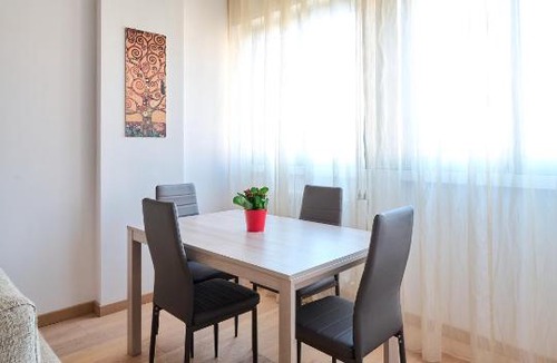 Zona Farini Apartment | Skyline Apartment