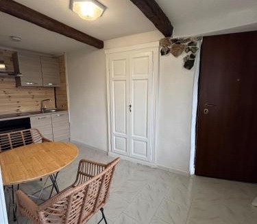 Sormano Apartment | Sormano Apartments - THE V Collection