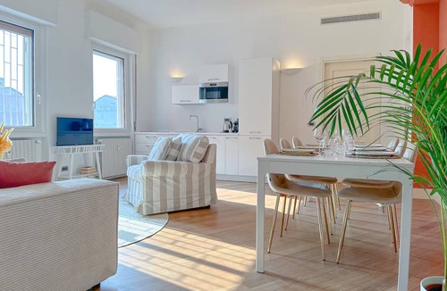 Calvairate Apartment | Spacious Living in the Serenity of the Fashion Capital
