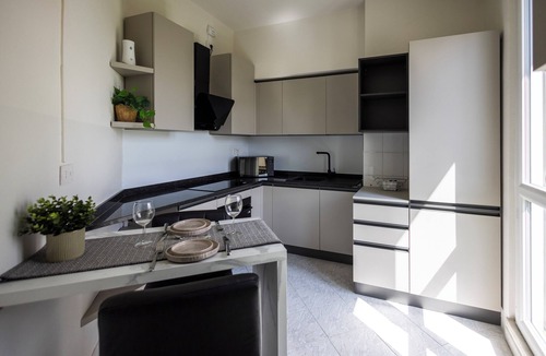 Navigli Apartment | Spazioso appartamento con terrazzo navigli