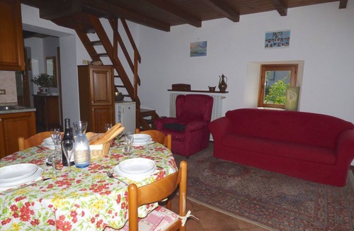 Bugiallo House | splendid mountain house with large garden, breathtaking lake view