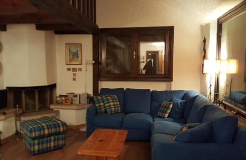 Montecampione Apartment | splendido appartamento mansardato 6 posti Montecampione