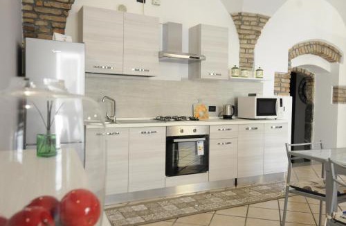 Lovere Old Town Apartment | St. George Apartment
