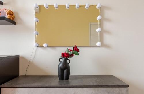Monza House | Stanza Dima