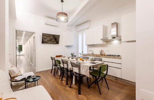Central Station Apartment | StayEasy Petrella21 - 4 Bedrooms, 3 baths - Central Station