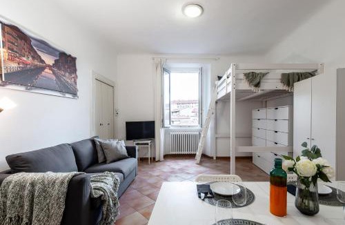 Porta Genova Apartment | StayEasy Ripa27 - 4 pax Studio with Navigli View