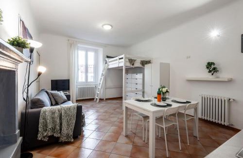 Porta Genova Apartment | StayEasy Ripa27 - 4 pax Studio with Navigli View