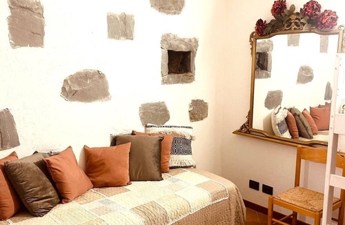 Foresto Sparso House | Stone house