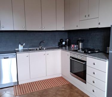Solto Collina Apartment | Stone House