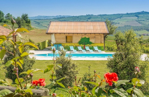 Fortunago House | Stunning home in Fortunago with sauna