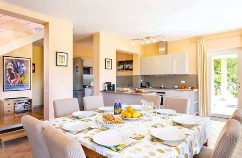 Colmegna Villa | Stunning Italian Lakes villa with pool
