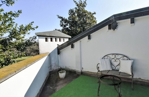Rovato Villa | Stunning private villa with WIFI, A/C, hot tub, private pool, TV, patio and pets allowed