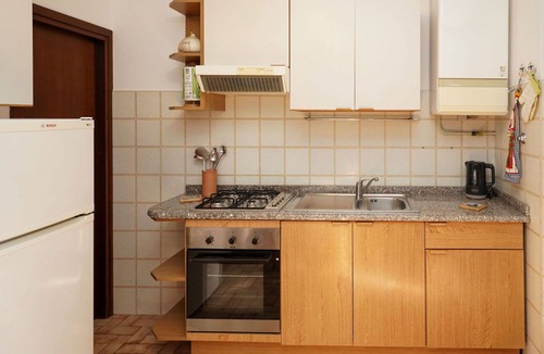 Laveno House | Stunning villa for 5 guests with WIFI, TV, terrace and pets allowed