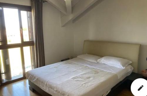 Mozzo Apartment | Stupendo appartamento