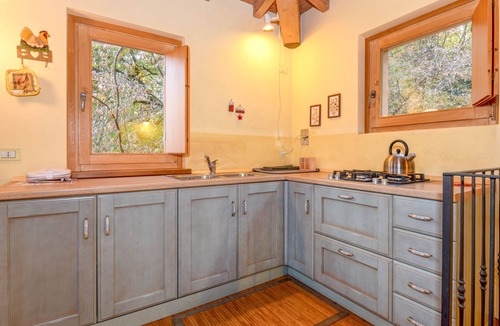 Gavardo Apartment | Stylish Apartment Torretta in Agriturismo Colleincanto