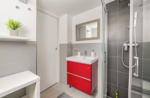 Dergano Apartment | Stylish Loft | 5min Metro | 10min Duomo | A/C