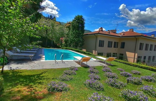 Riva Apartment | Suite "Carpa" a few steps from the lake with panoramic view. Lounge bar and swimming pool