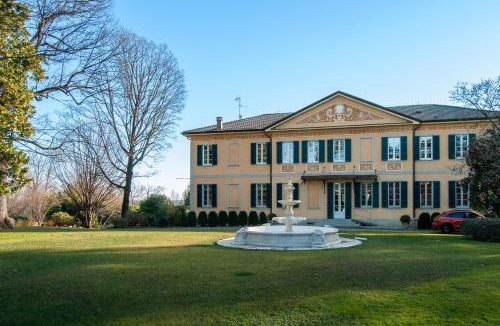Cassano Magnago Bed & Breakfast | Suite Exclusive in Villa Buttafava