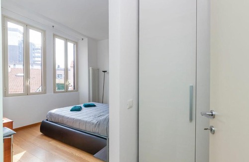 Isola Apartment | SUITE ISOLA Bosco Verticale - 6 Guest