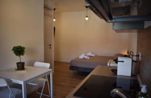 Magenta Apartment | Suite Leonardo