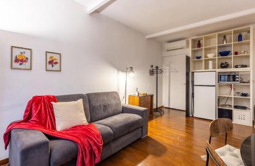Porta Genova Apartment | Suite Navigli Delight - In Navigli's Heart
