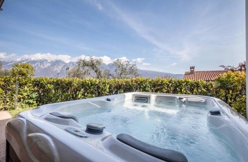 Oldesio Apartment | Suite Perlago