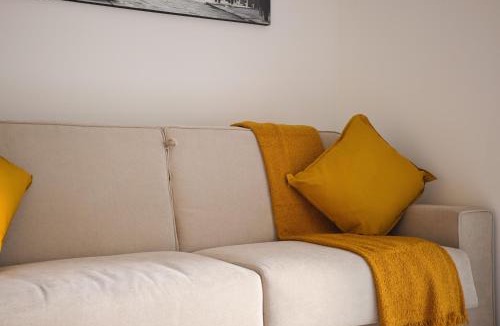 Abbadesse Apartment | Suites in Financial District 4 pax