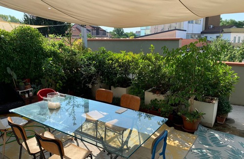 Villapizzone Apartment | Sunny Loft Warehouse Conversion & Spacious Terrace
