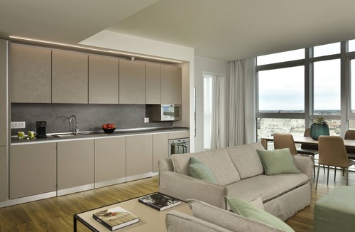 Centro Direzionale Apartment | Superior three-room apartment with city view - Torre Galfa Milan | UNA Esperienze