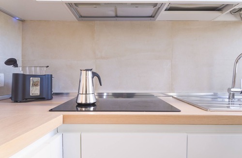 Carrobbio Apartment | SWEET HOME: downtown Milan - 2 BDR, 2BTH, 6 guests