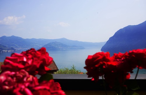 Riva di Solto Apartment | Sweet Home Rental - Lavender Apartment - 4 + 2 PL