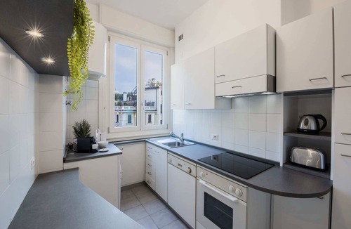 Porta Tenaglia Apartment | Sweett | Biancamano - One Bedroom Apartment, Sleeps 4