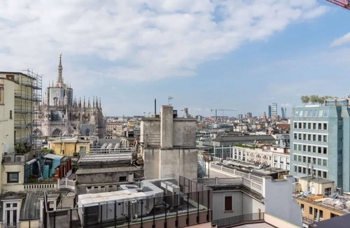 San Babila Apartment | Sweett | Central tower I