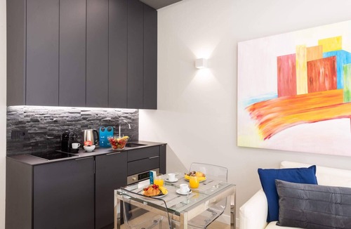 Milan Centre Apartment | Sweett | Duomo 2B - One Bedroom Apartment, Sleeps 3