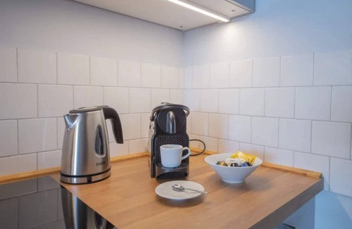 Milan Centre Apartment | Sweett | Duomo 2B - One Bedroom Apartment, Sleeps 3