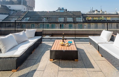 Milan Centre Apartment | Sweett | Duomo View I