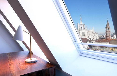 Milan Centre Apartment | Sweett | Duomo View III