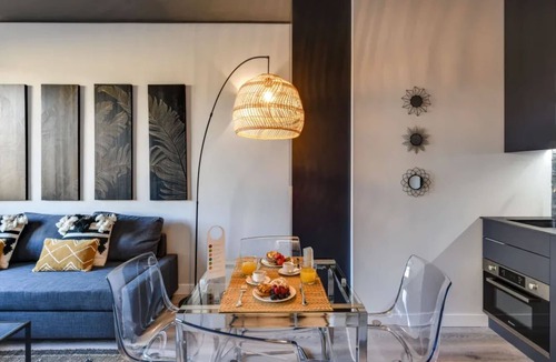 Milan Centre Apartment | Sweett | Duomo View VI