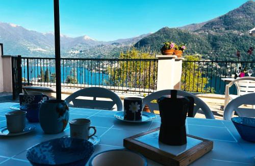 Moltrasio Apartment | Terrace Lake View Moltrasio