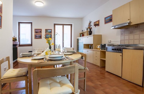 Consiglio di Rumo Apartment | Terraced house on the lakeside of Gravedona - Larihome