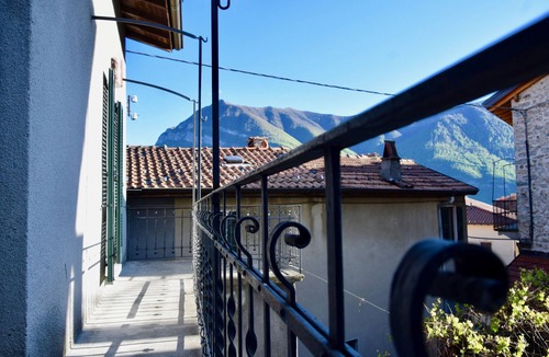 Naggio House | Thari House Como Lake