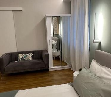 Sesto Calende Apartment | The Captain's Apartments ZEPHYR- CITY CENTER Leonardo Academy