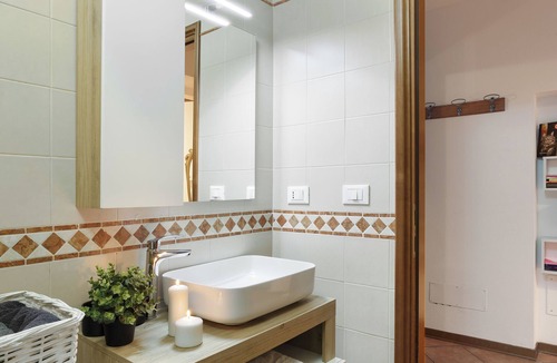 Vigevano Apartment | The Castle of the Ladies - The Male