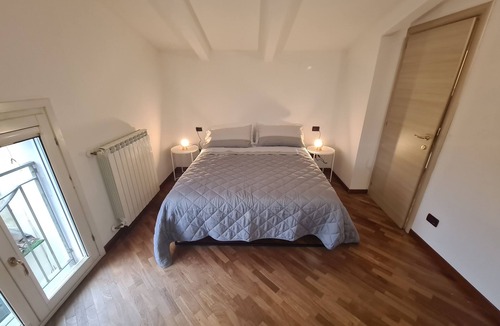 Cremona Apartment | The Cremona Attic