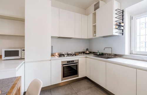 Porta Garibaldi Apartment | The Garibaldi Residence