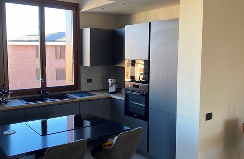 Concorezzo Apartment | [The House of David] Milan Monza