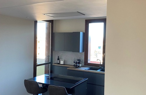 Concorezzo Apartment | [The House of David] Milan Monza