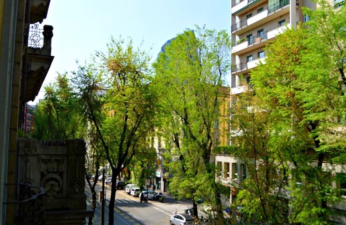 Central Station Apartment | THE HOUSE OF PASSENGERS COZY APT DOWNTOWN near CENTRAL STATION TERMINAL -AIRBUS