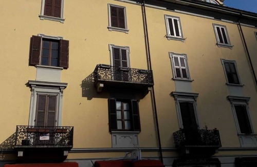 Laveno Apartment | The house on the harbor: Meltemi, a stone's throw from Lake Maggiore