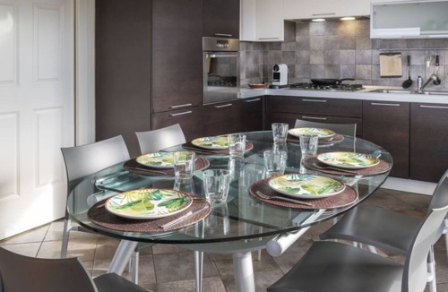 Reno Apartment | The House on the Lake